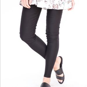 Agnes & Dora High Wasted Pixie Pant